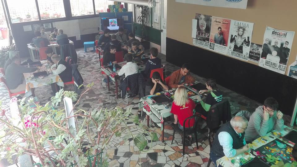 Nome:   scritta.jpg
Visite:  395
Grandezza:  91.3 KB