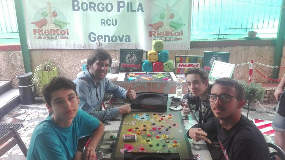 Nome:   fina5.jpg
Visite:  726
Grandezza:  80.5 KB
