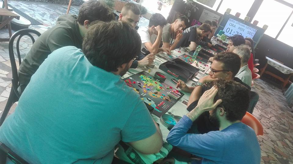 Nome:   32915331_1041976092619729_8166912916440743936_n.jpg
Visite:  397
Grandezza:  73.3 KB