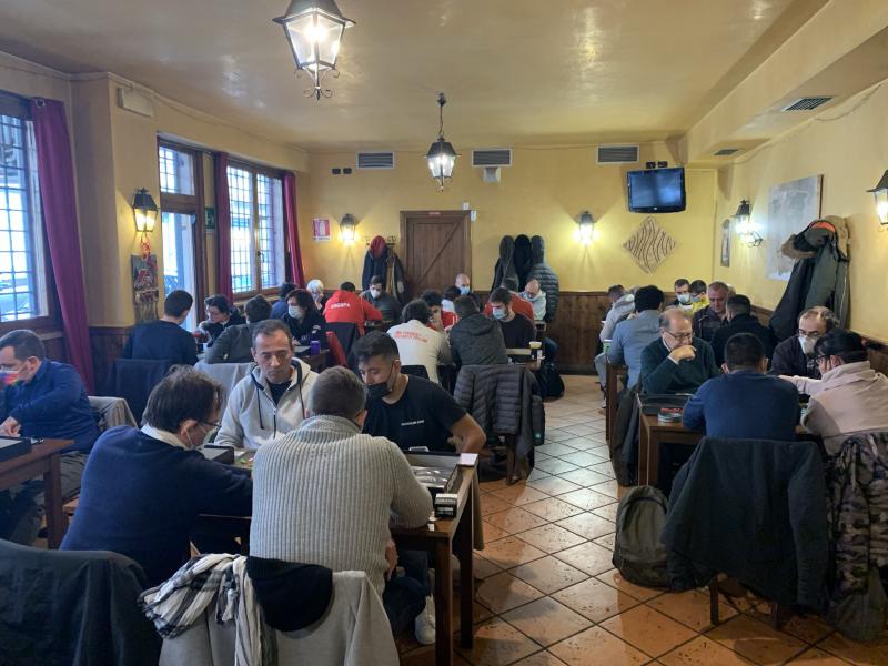 Nome:   momenti di gioco (1).jpg
Visite:  706
Grandezza:  72.0 KB
