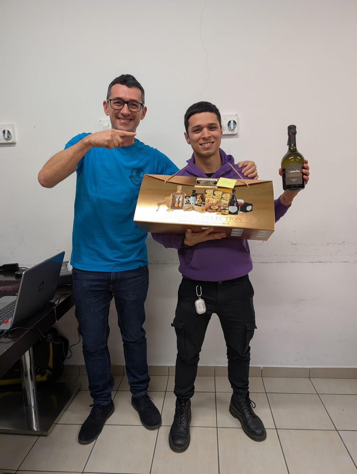Nome:   1° OPEN.jpg
Visite:  430
Grandezza:  129.3 KB