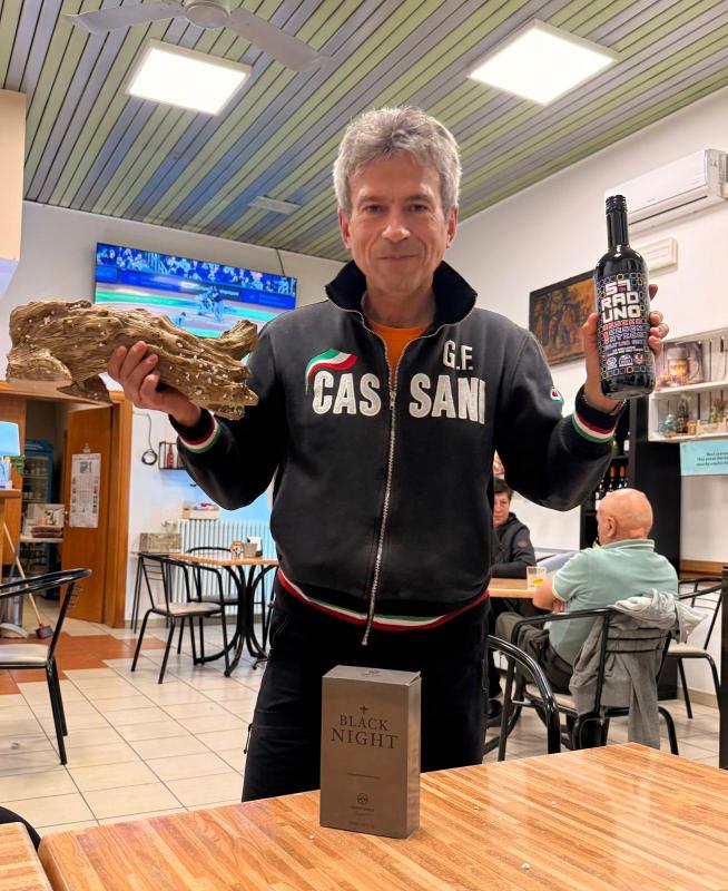 Nome:   mirko.jpg
Visite:  26
Grandezza:  98.4 KB