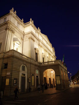 Nome:   La Scala.jpg
Visite:  269
Grandezza:  19.5 KB